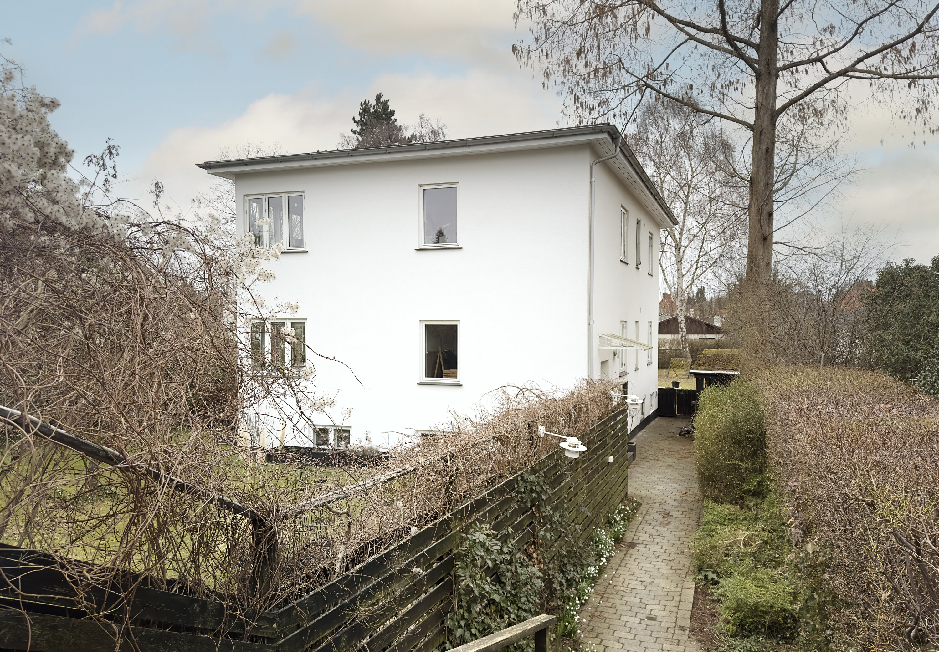 Villalejlighed på Vilvordevej 57, 0. 2920 Charlottenlund.
