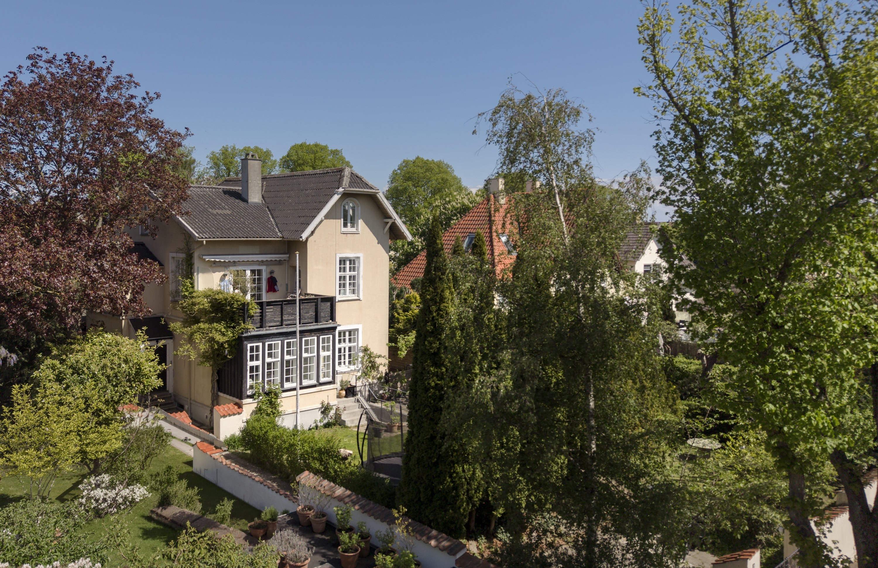Villalejlighed på Ehlersvej 20, 0. 2900 Hellerup.